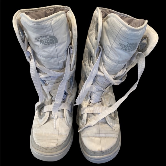 The North Face Shoes - ☃️❄️Women’s North face boots